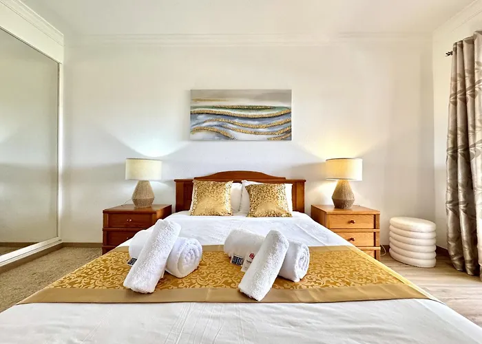 Salgados 1 By Homing * Αλμπουφέιρα