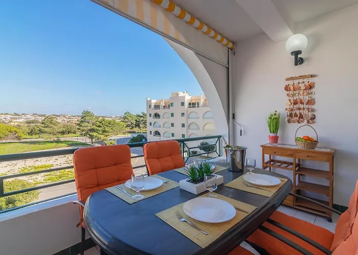 Salgados 1 By Homing Apartamento